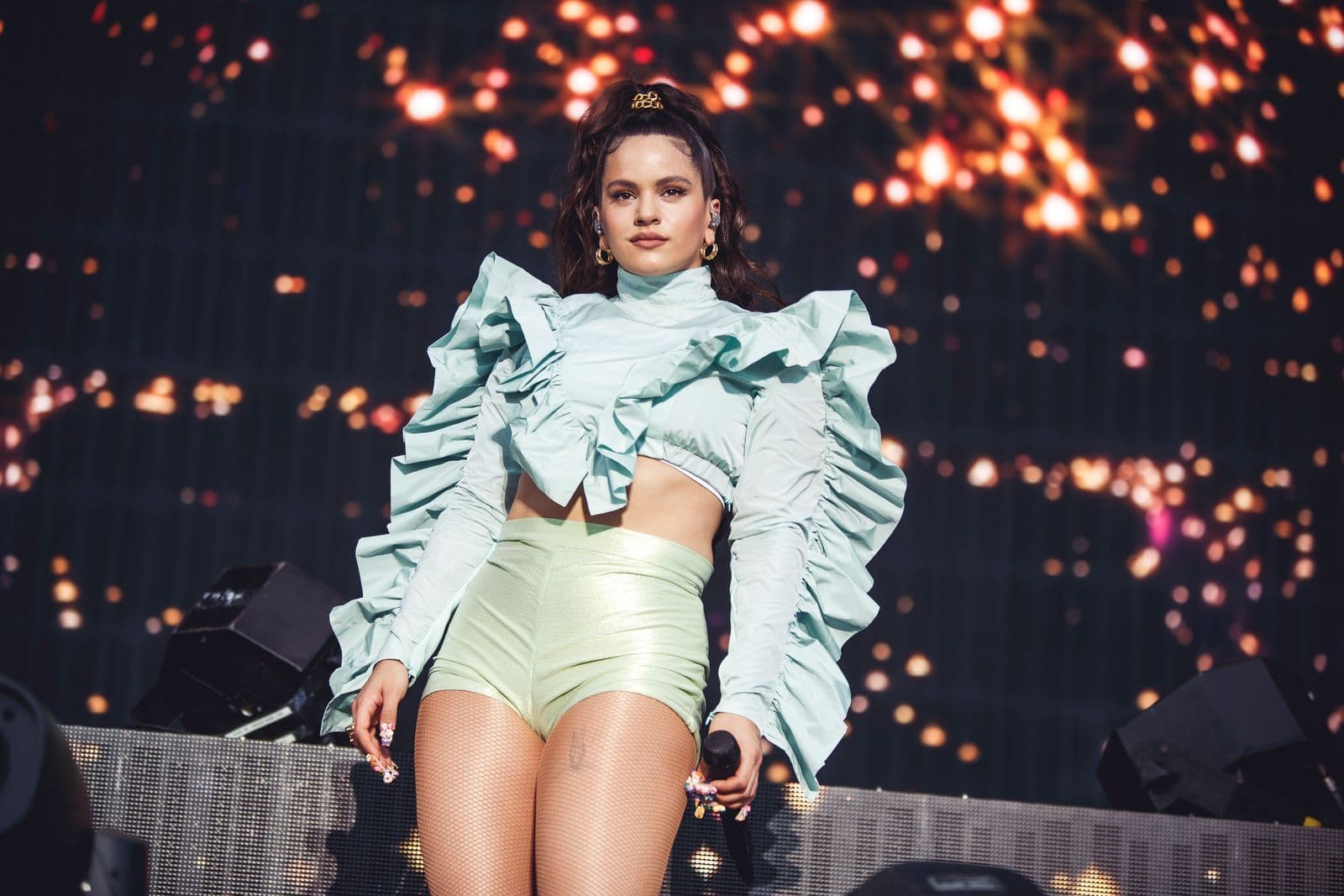 Rosalía performing
